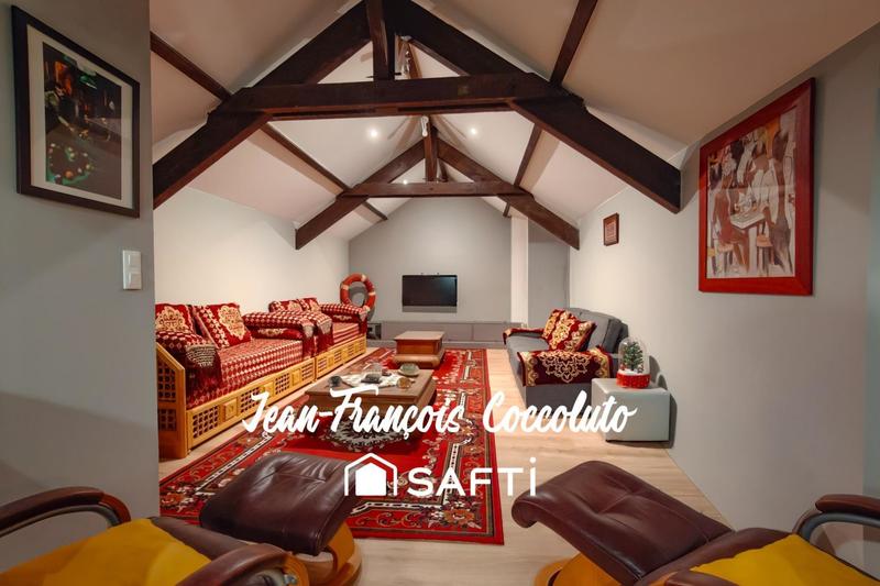 Maison - 218 m² - 6 pièces