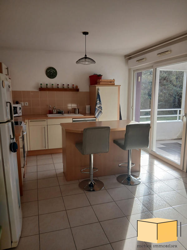 Appartement - 64 m² - 3 pièces