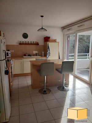 Appartement - 64 m² - 3 pièces