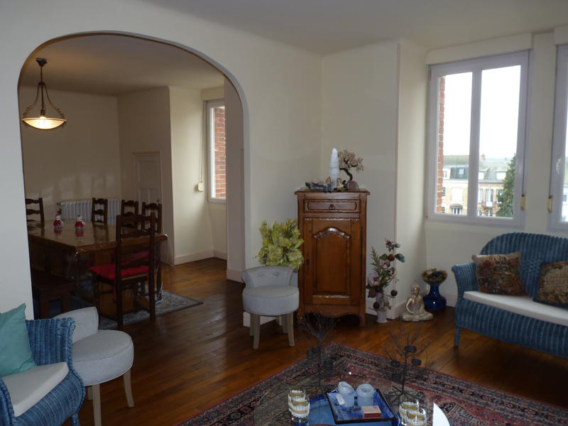 Appartement - 128 m² - 5 pièces