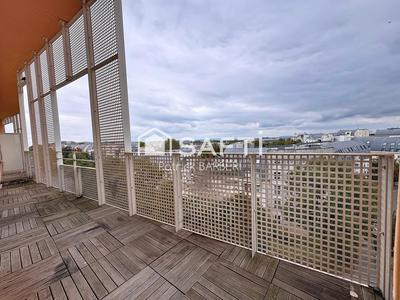 Appartement - 85 m² - 5 pièces