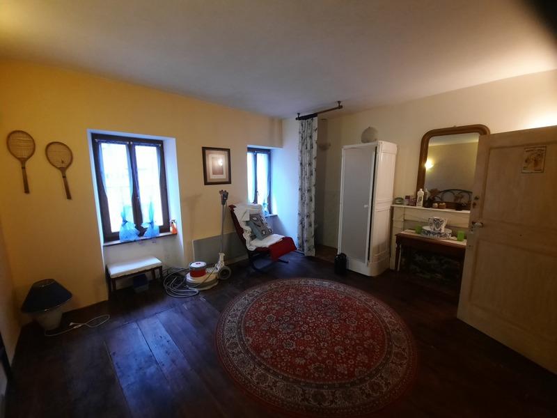 Maison de village - 205 m² - 8 pièces