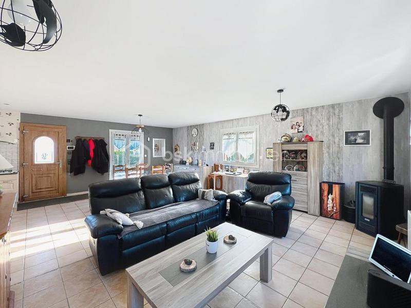 Maison traditionnelle - 110 m² - 7 pièces