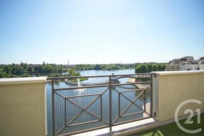 Appartement - 82 m² - 4 pièces