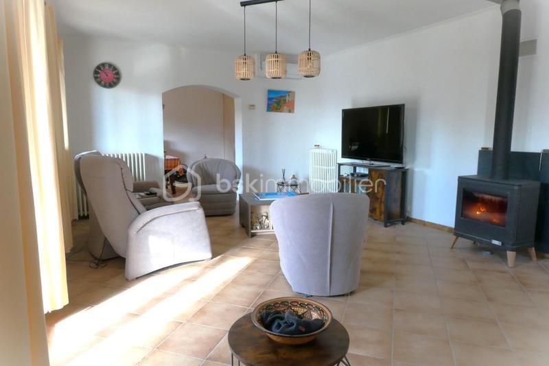 Maison traditionnelle - 107 m² - 5 pièces