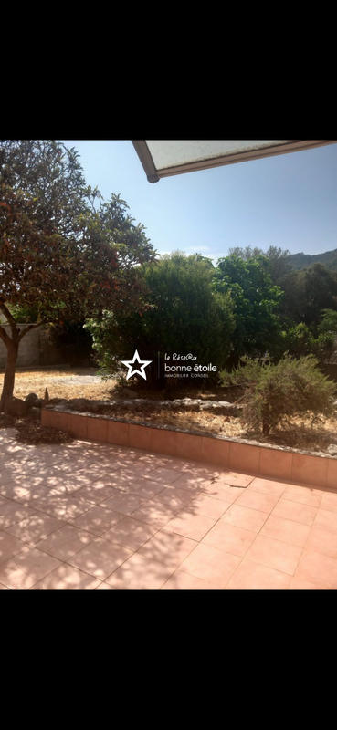 Maison - 137 m² - 6 pièces