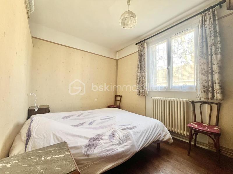 Maison - 150 m² - 8 pièces