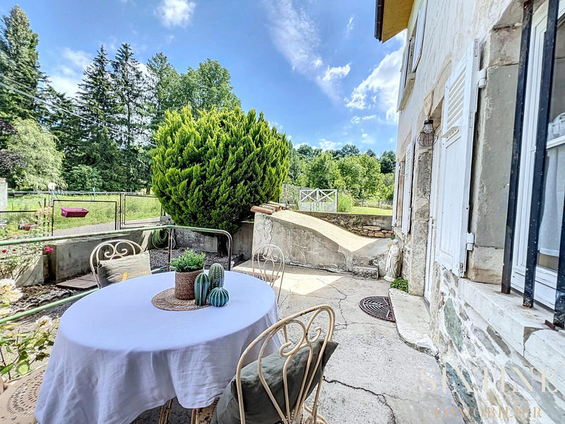 Ferme - 247 m² - 11 pièces