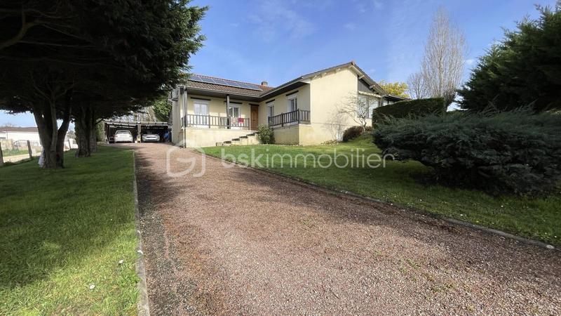 Maison - 135 m² - 6 pièces