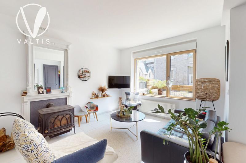 Maison - 137 m² - 6 pièces