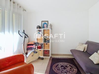 Maison - 161 m² - 7 pièces