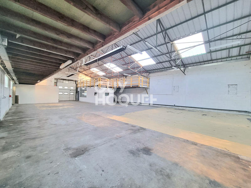 Local d'activité / Entrepôt - 400 m²