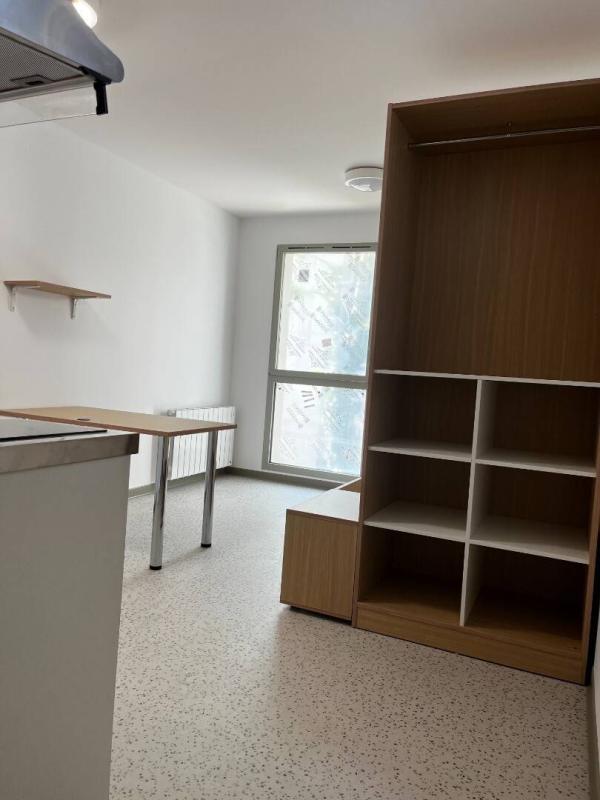 Studio - 20 m² - 1 pièce