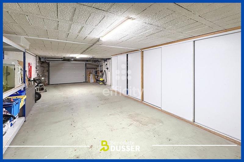 Maison - 200 m² - 7 pièces