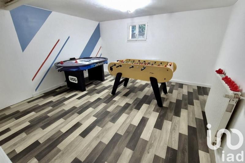 Maison - 180 m² - 5 pièces