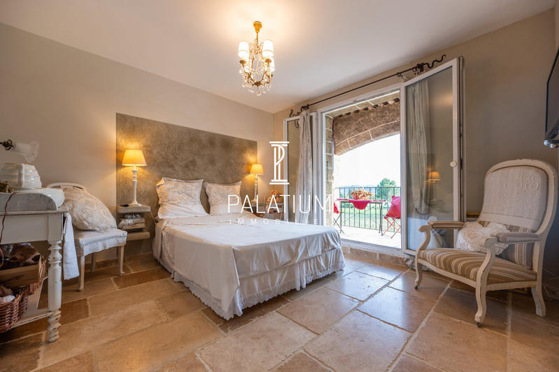 Bastide - 188 m² - 6 pièces