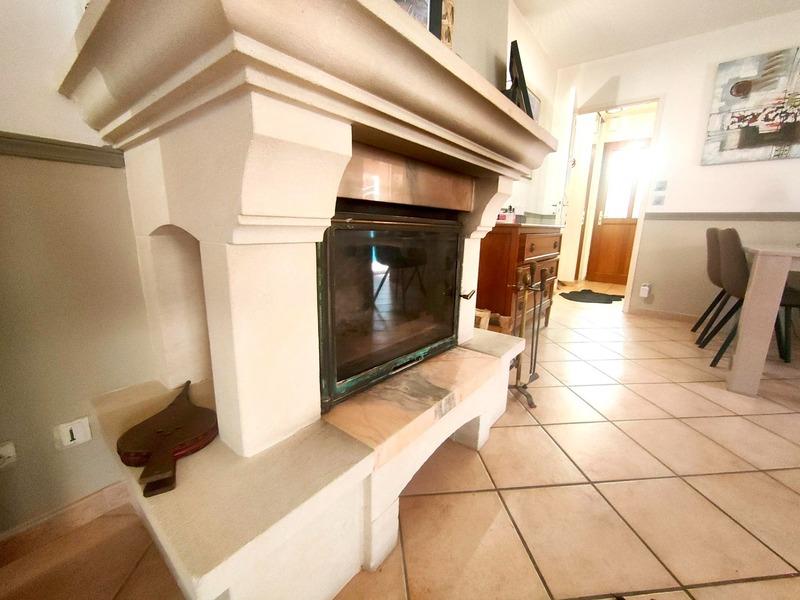 Maison - 98 m² - 3 pièces