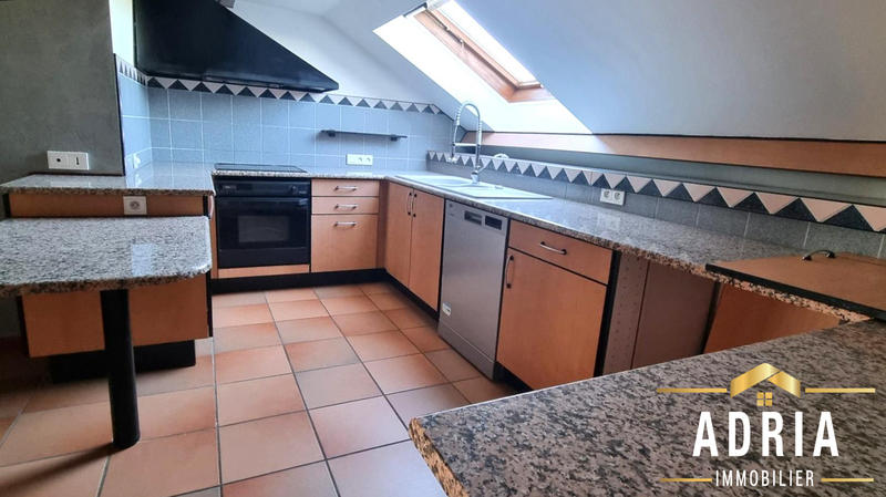 Appartement - 95 m² - 4 pièces