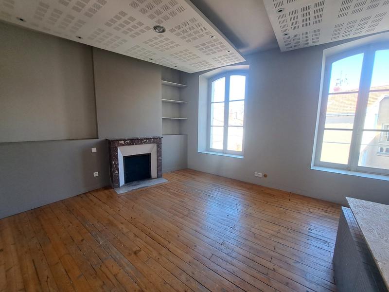 Local commercial - 149 m² - 5 pièces