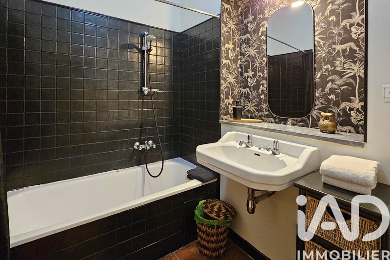 Maison - 430 m² - 15 pièces