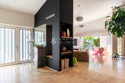 Villa - 316 m² - 6 pièces