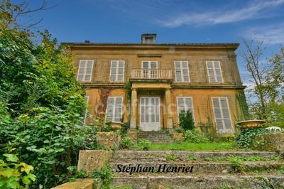 Maison de maîtres - 388 m² - 9 pièces