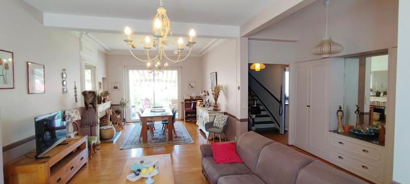 Maison - 162 m² - 6 pièces