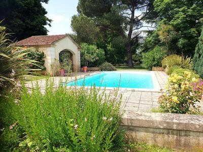 Maison de maîtres - 200 m² - 9 pièces