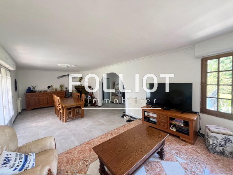 Maison - 177 m² - 7 pièces