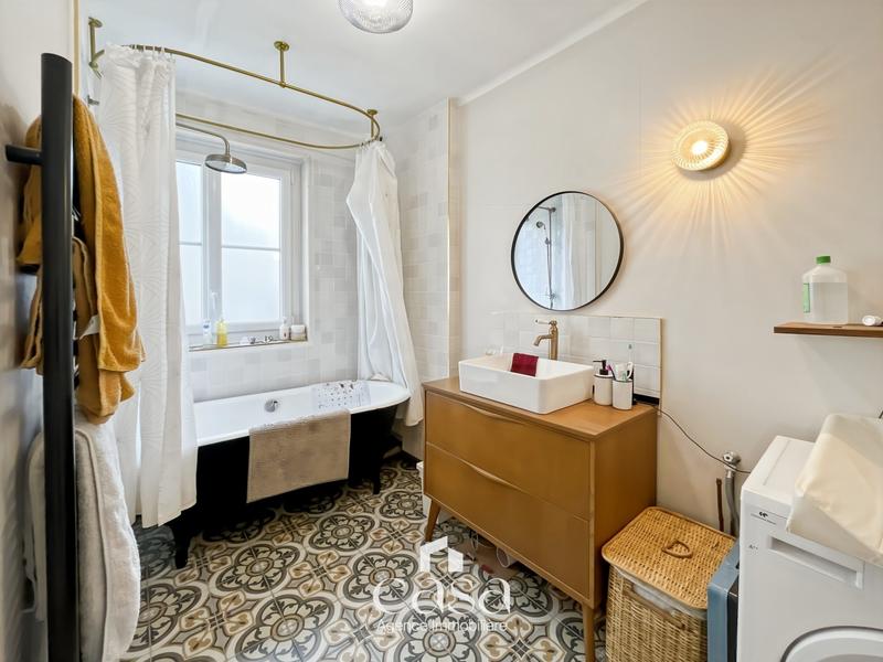 Appartement - 95 m² - 4 pièces