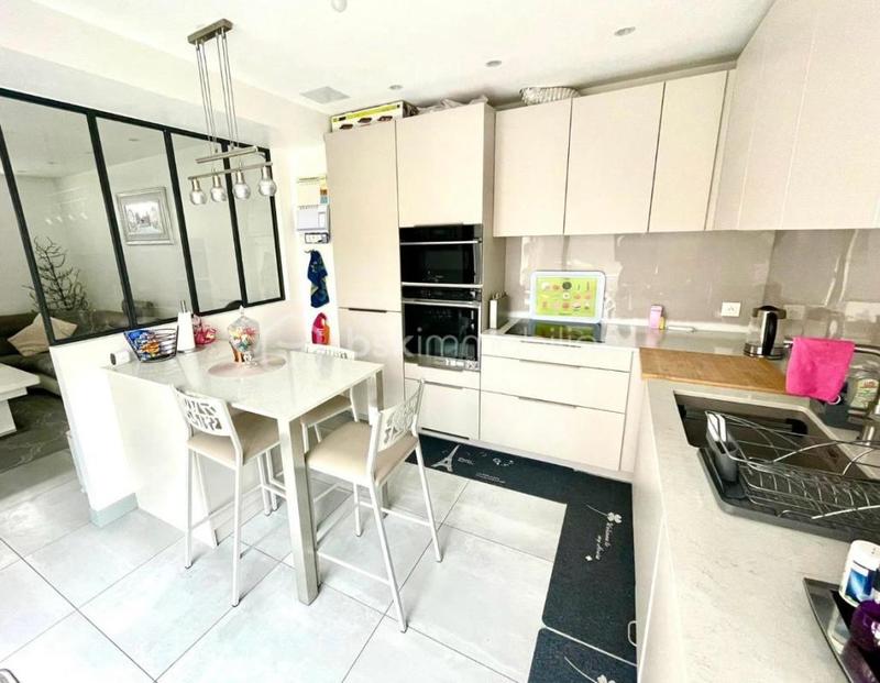 Maison - 108 m² - 5 pièces