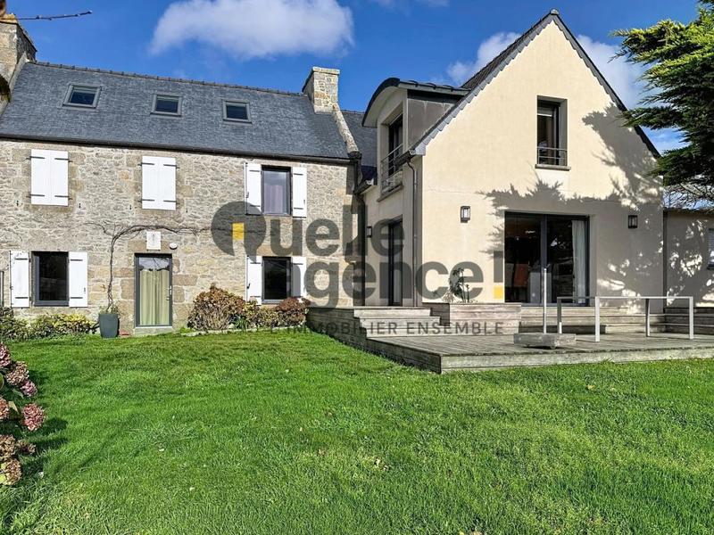 Maison - 180 m² - 7 pièces