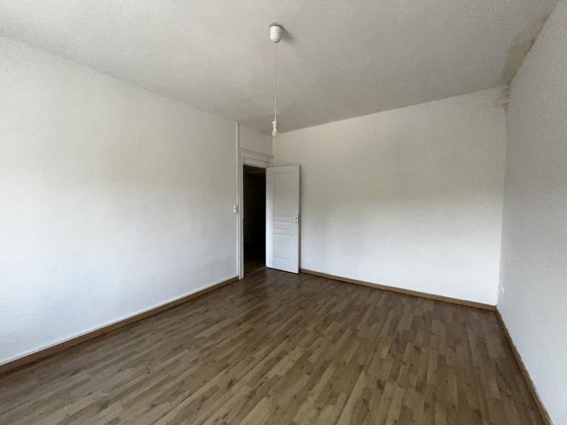 Maison - 121 m² - 6 pièces