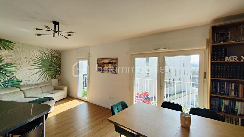 Appartement - 84 m² - 4 pièces