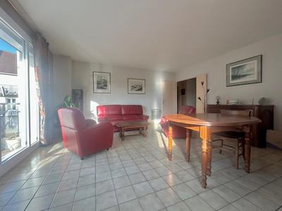 Appartement - 87 m² - 4 pièces