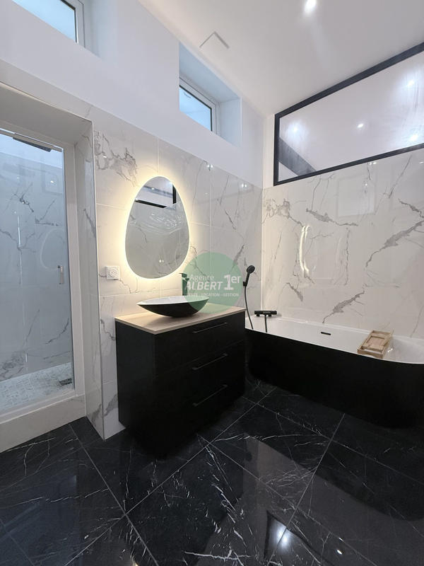 Appartement - 109 m² - 4 pièces