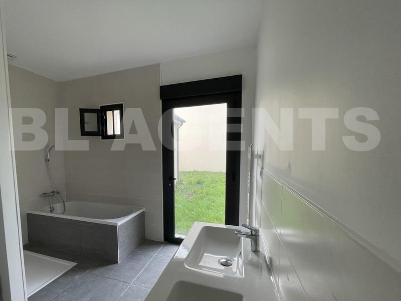 Maison contemporaine - 141 m² - 6 pièces