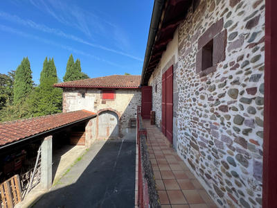 Immeuble - 157 m² - 6 pièces