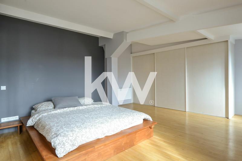 Appartement - 275 m² - 8 pièces