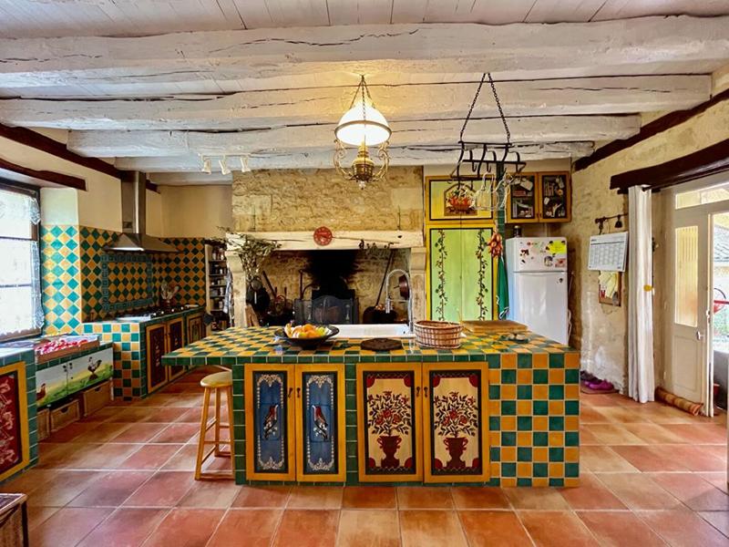 Maison - 220 m² - 6 pièces