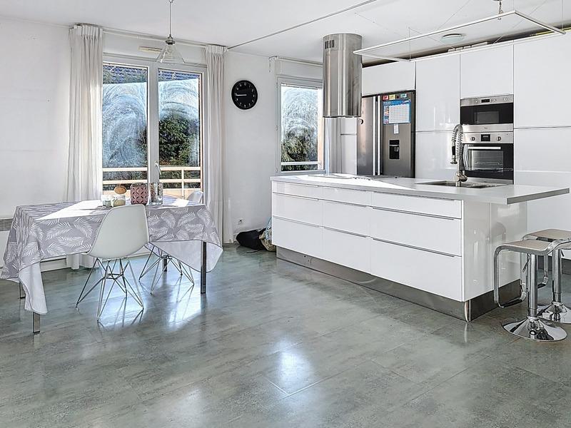 Appartement - 76 m² - 4 pièces