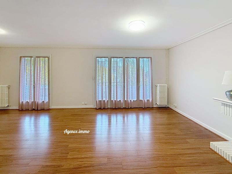 Appartement - 98 m² - 4 pièces