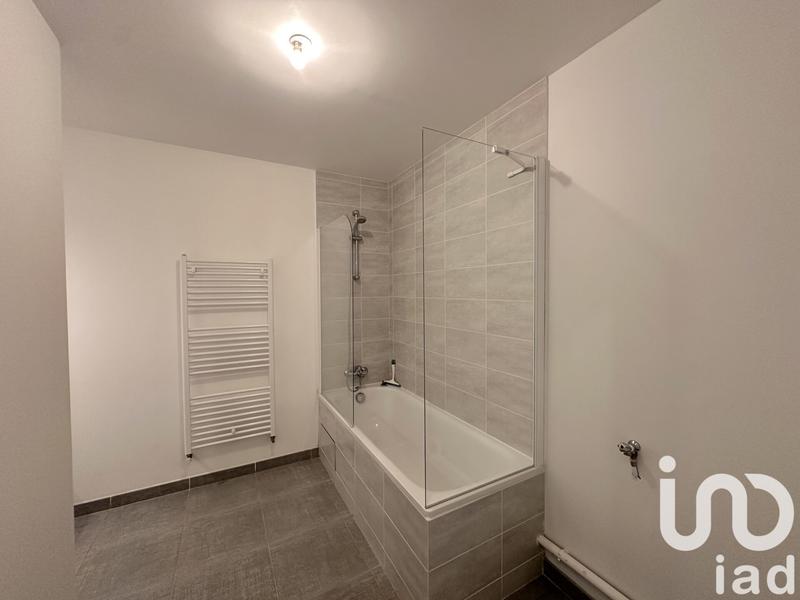 Appartement - 99 m² - 4 pièces