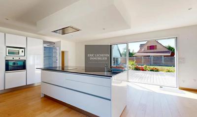 Maison - 156 m² - 8 pièces