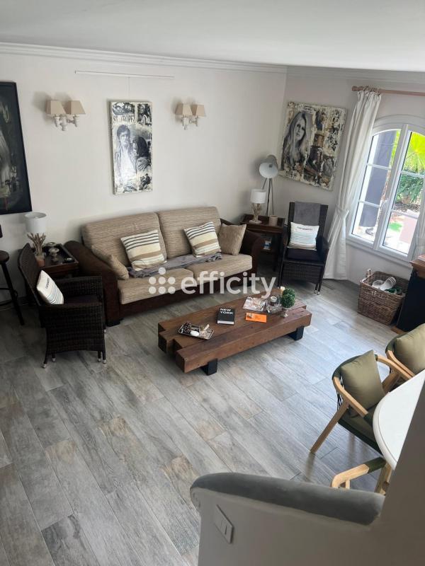 Maison - 80 m² - 5 pièces