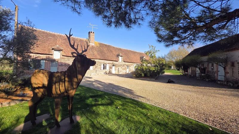 Maison - 205 m² - 6 pièces