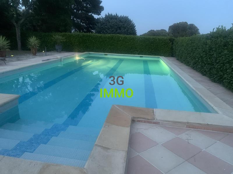 Villa - 141 m² - 6 pièces