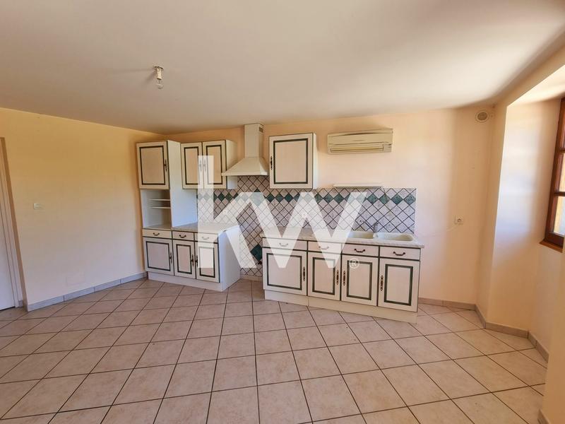 Maison - 236 m² - 7 pièces