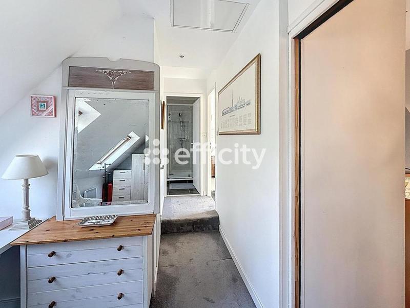 Maison - 165 m² - 7 pièces