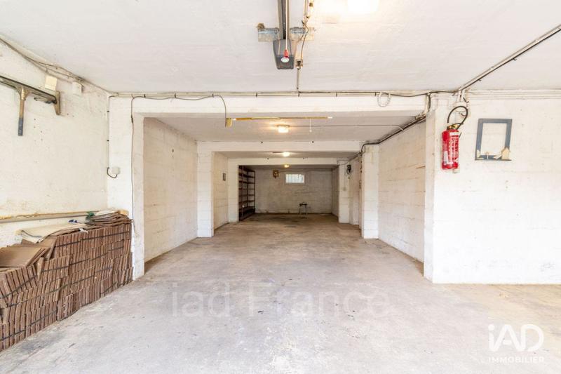 Maison - 198 m² - 6 pièces